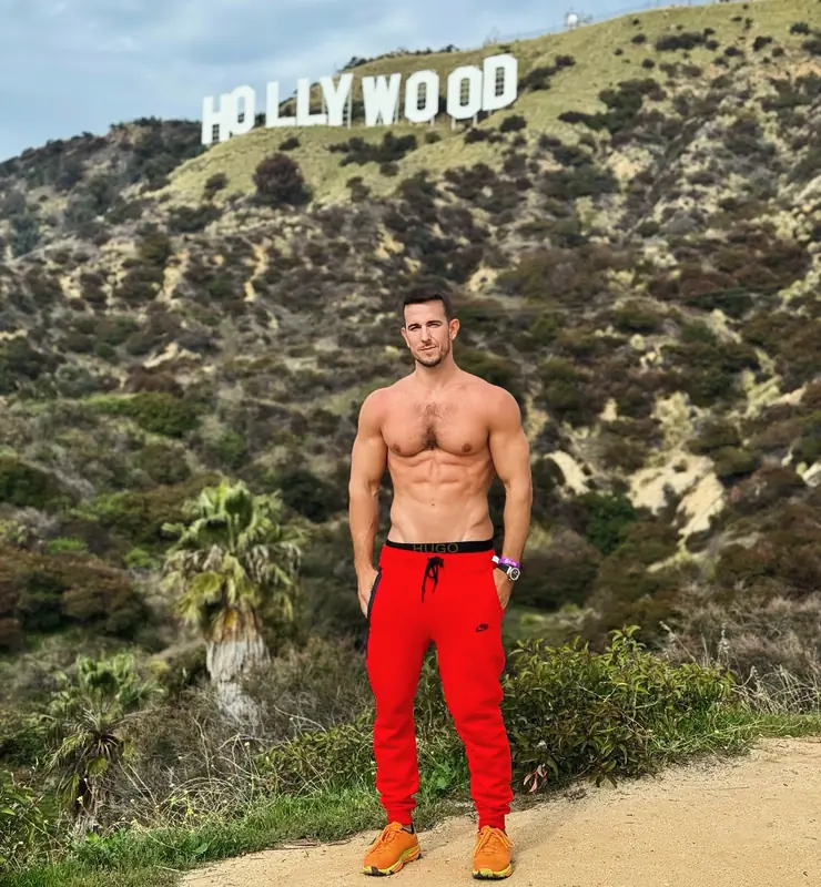 Jakes and Strangers OnlyFans street pickup content