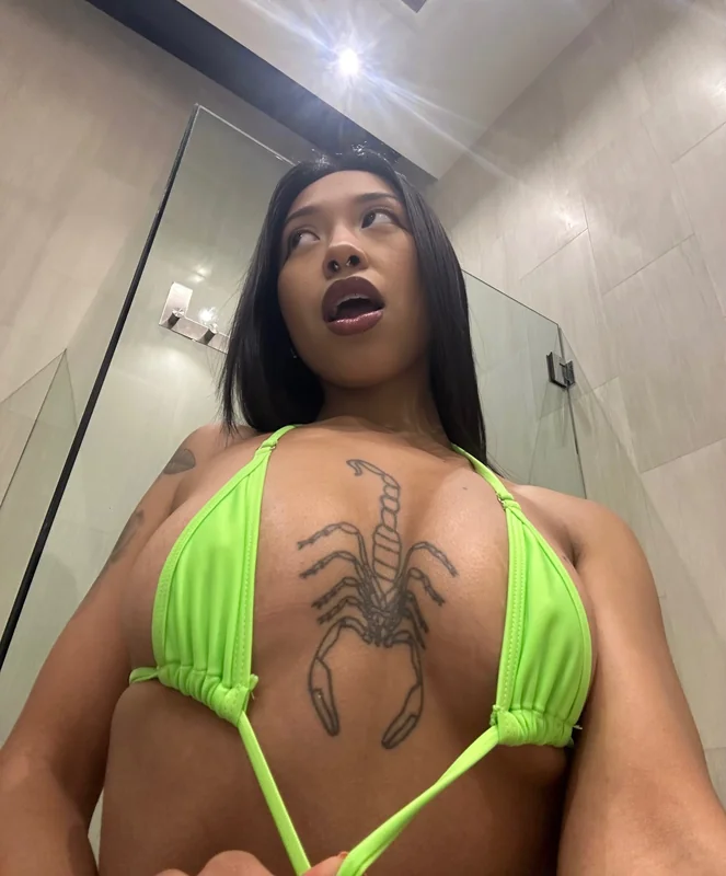 Jasmine jassyjasss OnlyFans creator with solo content