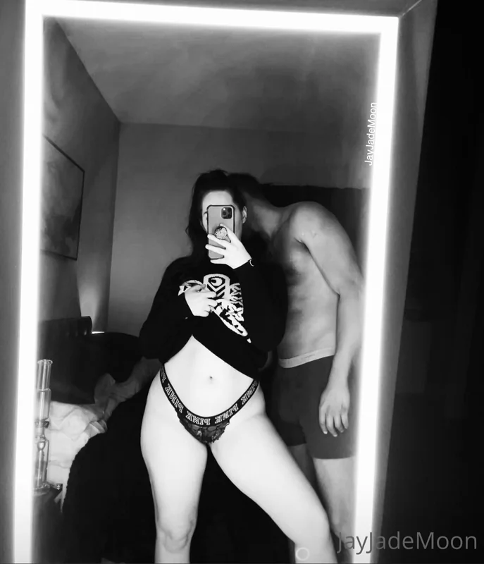 Jay & Jade Moon OnlyFans Exclusive Couple Content