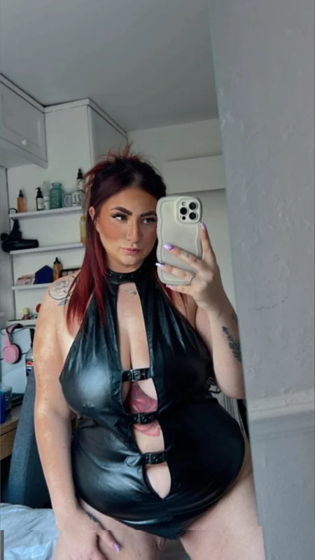 Jazminexox OnlyFans Curvy Goddess