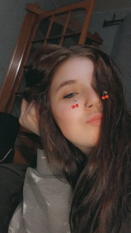 Jazzy OnlyFans brunette creator
