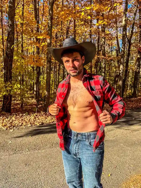 Jeffrey Carter OnlyFans athletic cowboy