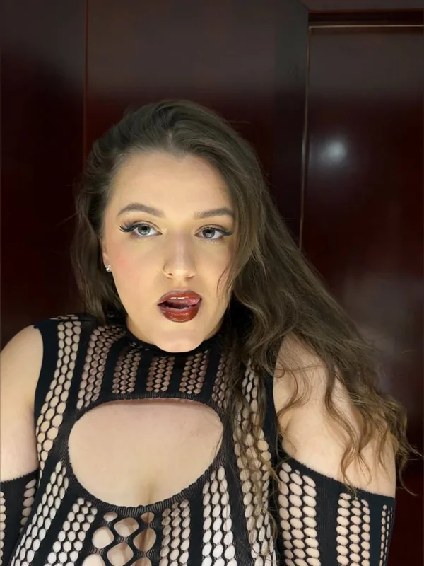 Jennyfox1909 OnlyFans hot content creator.
