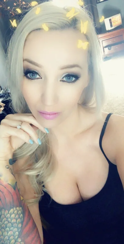 Jessicabertrand OnlyFans blonde tattooed model