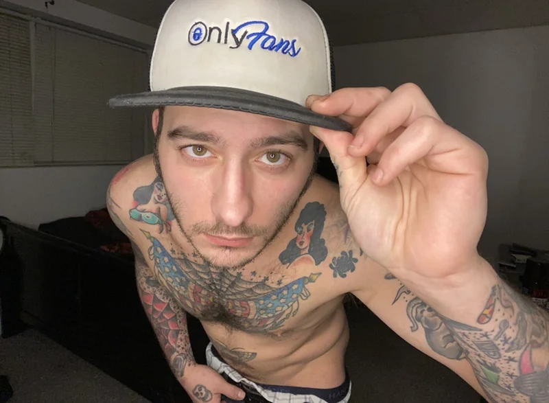 Jimmy Loomis OnlyFans tattooed boy next door