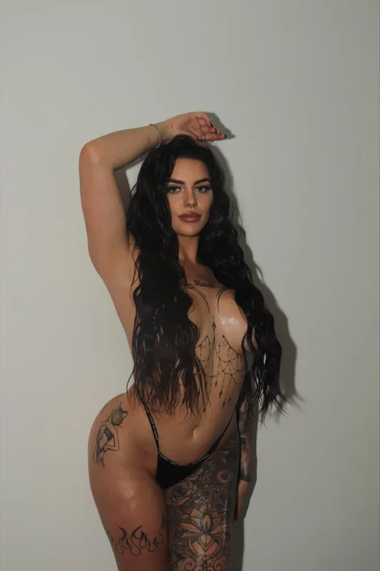 Jinxlyxo OnlyFans with exclusive unseen content