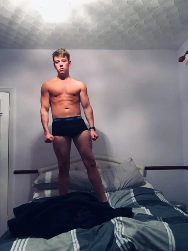 Joeybirch OnlyFans creator with outdoor scenes