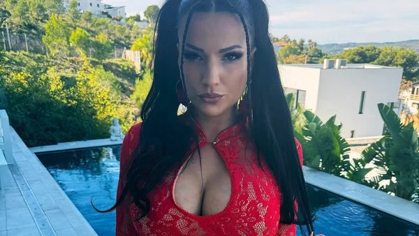 joleelove OnlyFans creator with engaging content