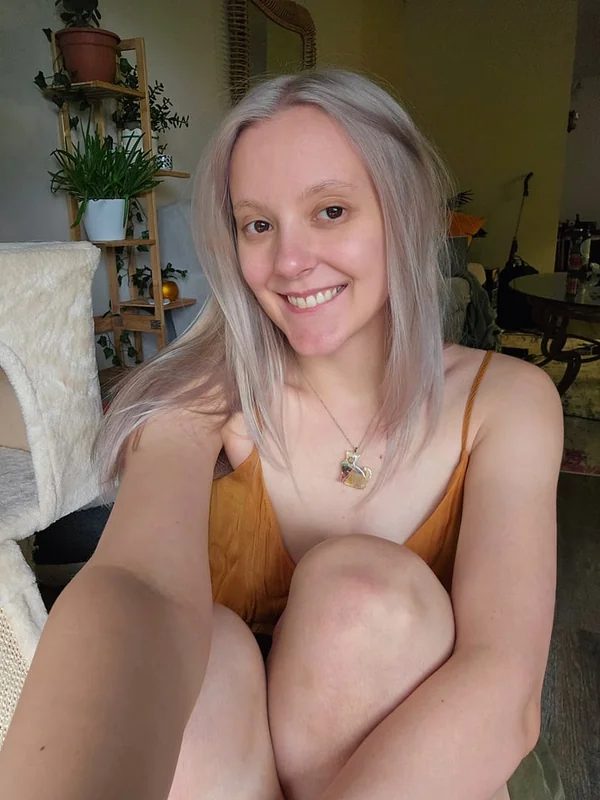 Kali Cox OnlyFans slim natural beauty