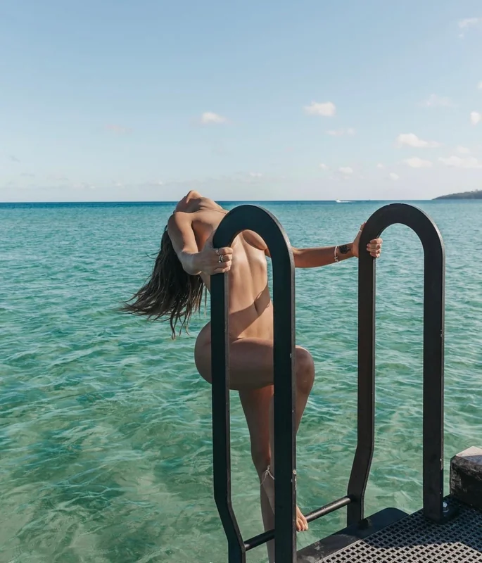 katdenaps OnlyFans page with stunning visuals