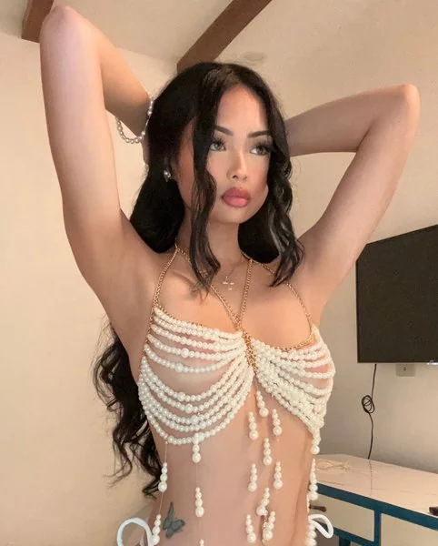 katelynjenna OnlyFans creator sharing personal content
