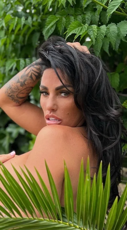 Katie Price OnlyFans Queen of Glamour