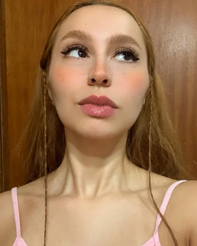 Sereia OnlyFans student with engaging content