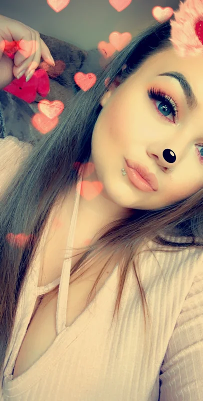 KhloeHush OnlyFans creator with personal videos