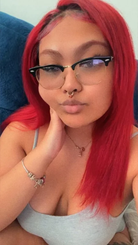 Kimora 💗 OnlyFans creator with a naughty side