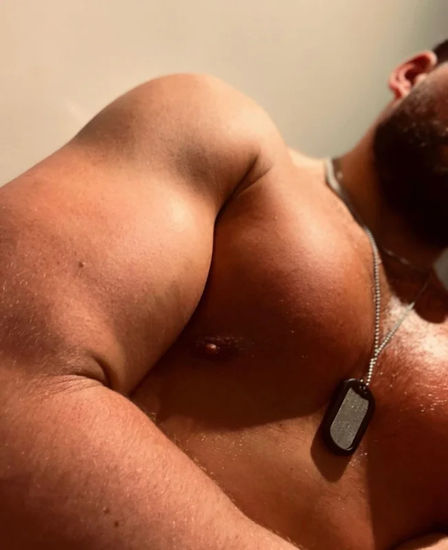 Kingukrickardo OnlyFans British gym junkie
