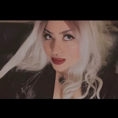 kitanastar OnlyFans creator with daily exclusive content