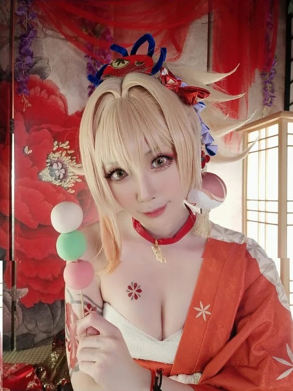 Kiyo OnlyFans cosplay creator