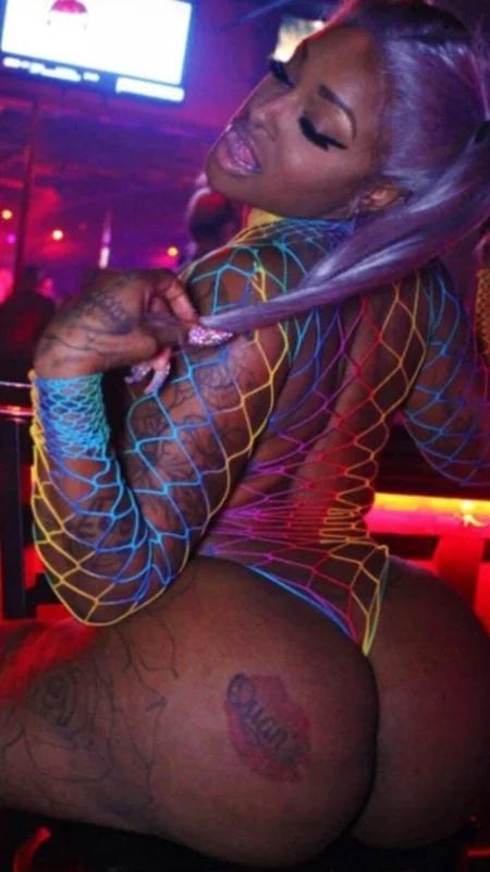 Baby The Bodyyy OnlyFans creator with enticing content