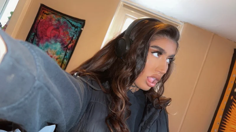 Kuntykardashian OnlyFans UK stripper