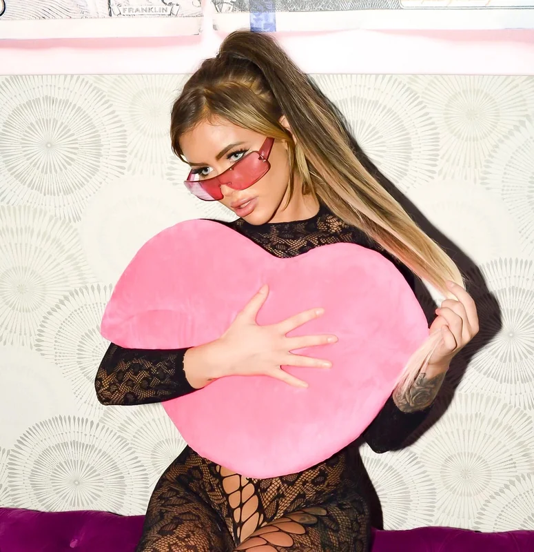 Kylie Screams OnlyFans interactive content creator