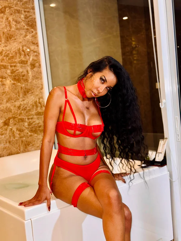 Ladyboyshasha OnlyFans sexy Thai ladyboy model