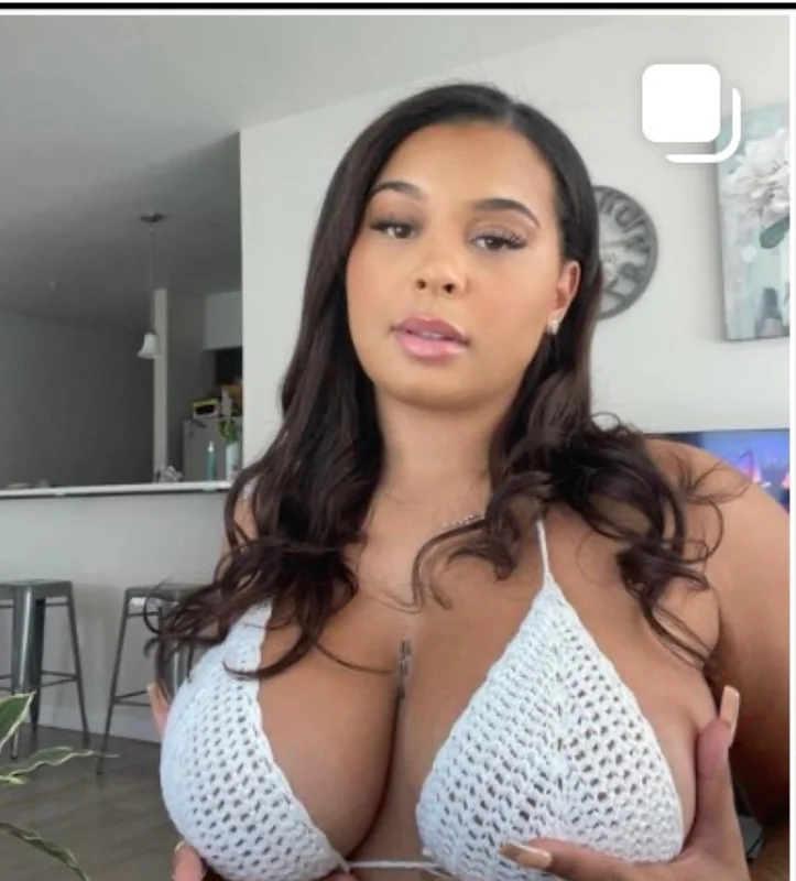 Lai OnlyFans creator with natural appeal