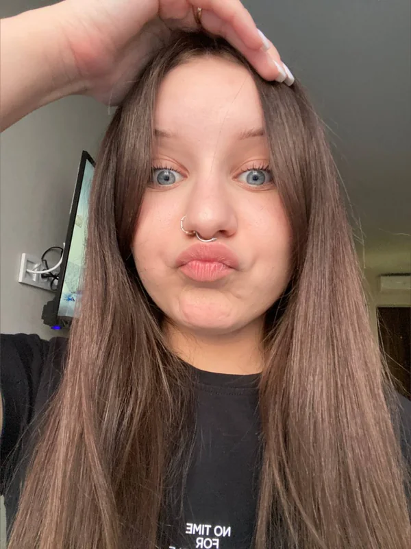 Lala Gold OnlyFans creator with engaging interactive content