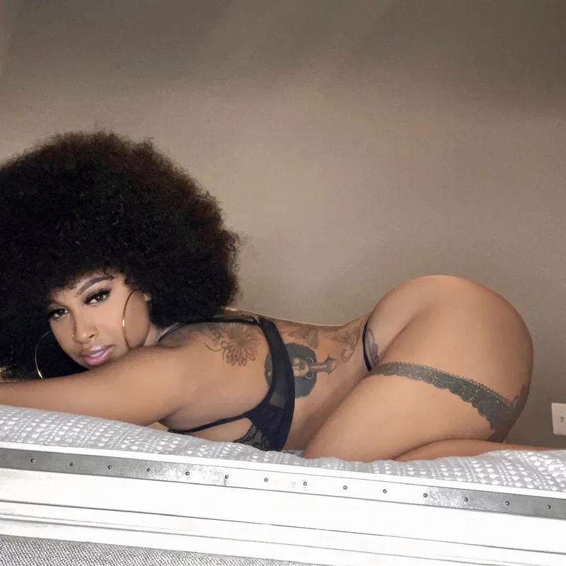 LALovetheboss VIP OnlyFans profile picture - Naughty creator