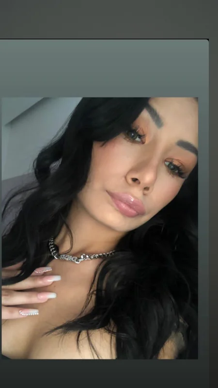 L U L U OnlyFans creator with engaging content.