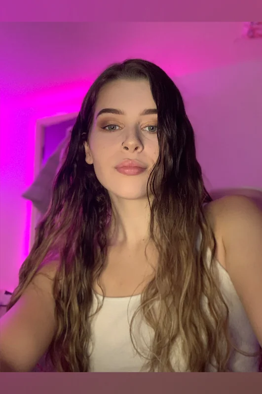 Lauren 👑 OnlyFans exclusive content creator