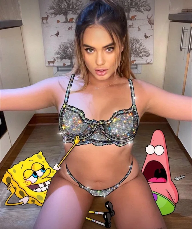 Lauren OnlyFans cute little squirter