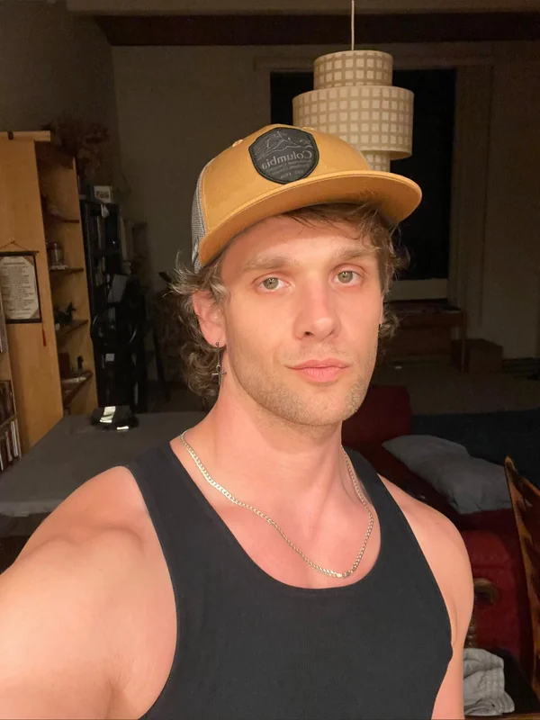 Darian Black OnlyFans Versatile Gay Creator