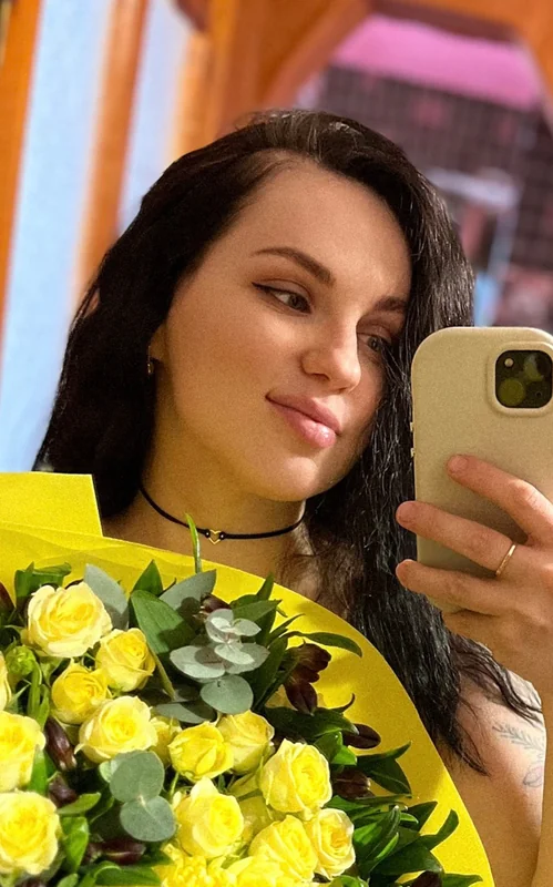 Olena on OnlyFans showcasing her vibrant life