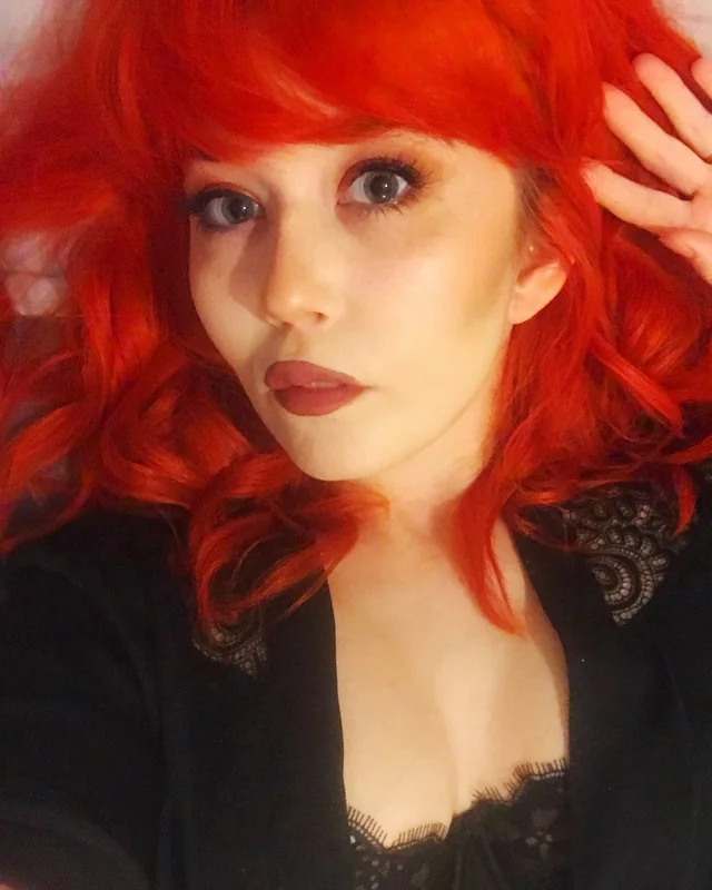 Libby OnlyFans tattooed redhead