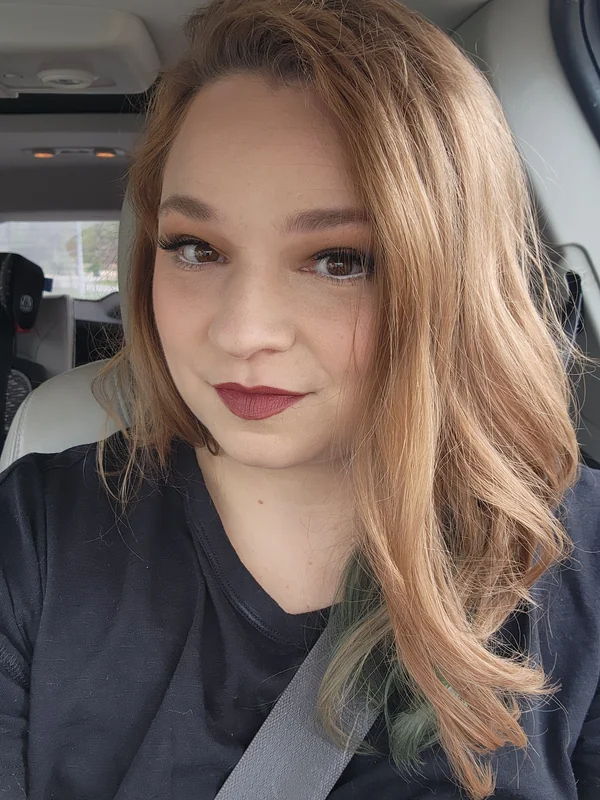 Libby OnlyFans creator celebrating self-love