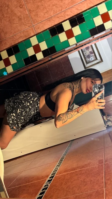 LIBRA OnlyFans tattooed Latina creator