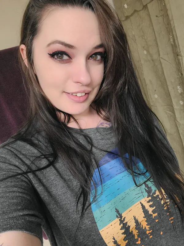 Lilah Vale OnlyFans profile with engaging content