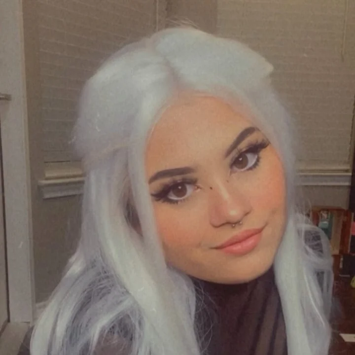 Lilithspetal OnlyFans soft emo girl