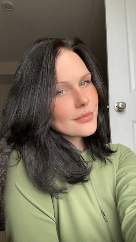Lilixdeanee OnlyFans creator with exclusive content