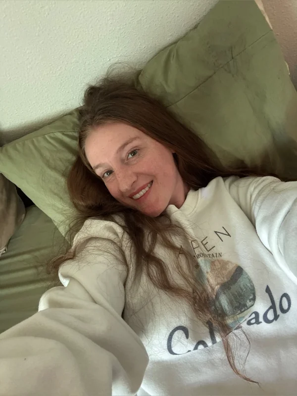 Lilliwrenn OnlyFans Creator with cozy lifestyle content