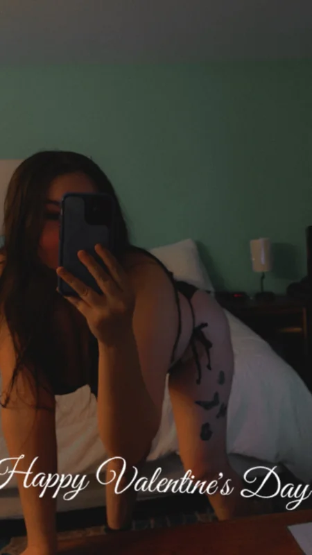 Sexy butterfly OnlyFans creator with a love for the outdoors