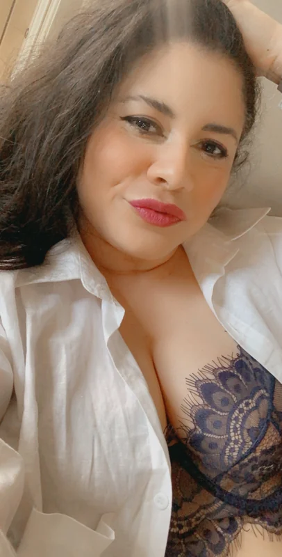 Little Miss Clementine OnlyFans creator with unique videos