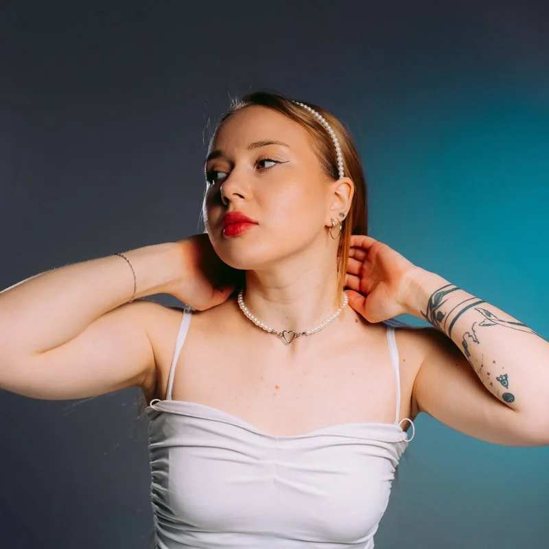 Lola Love OnlyFans sweet and sultry creator