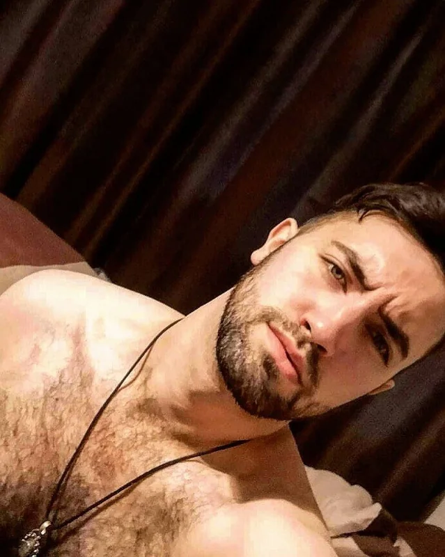 Londontongue OnlyFans creator with engaging content