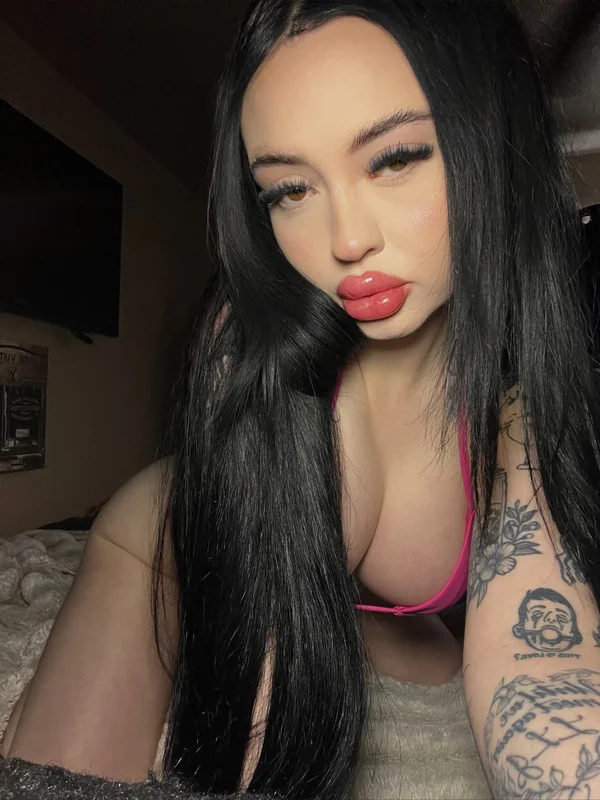 Leeannnneeee OnlyFans Curvy Creator