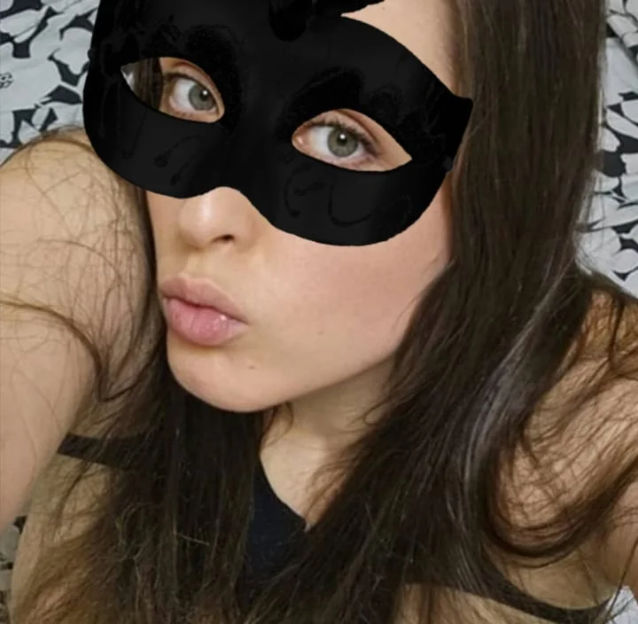 Lucia OnlyFans gamer girl