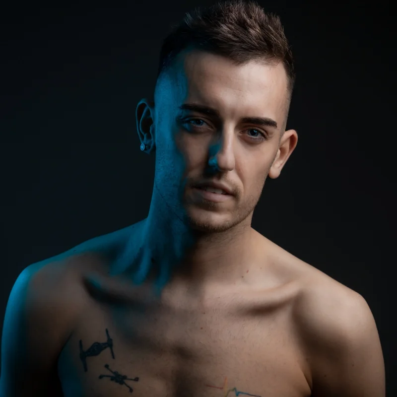 Lukebanexxx on OnlyFans showcasing exclusive content