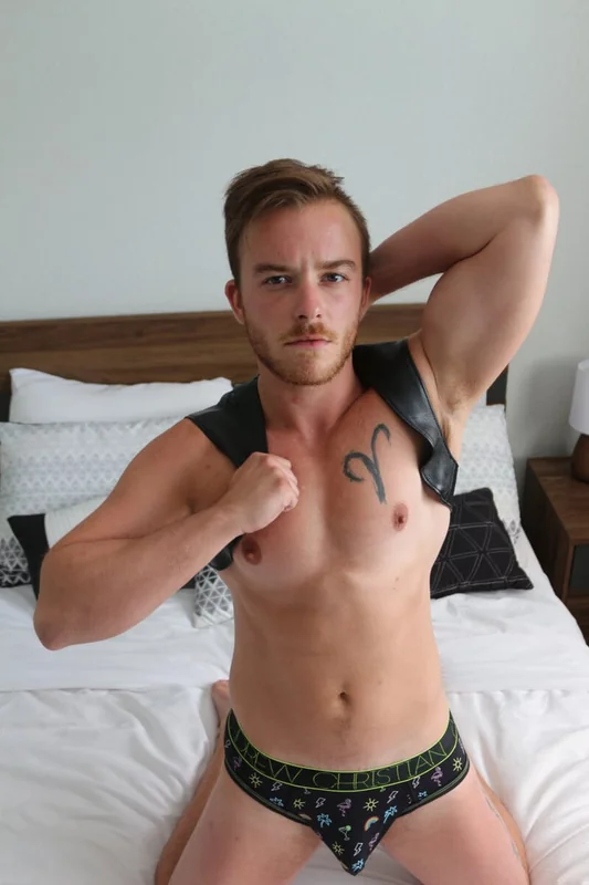 Lukehudson OnlyFans creator with tattoos