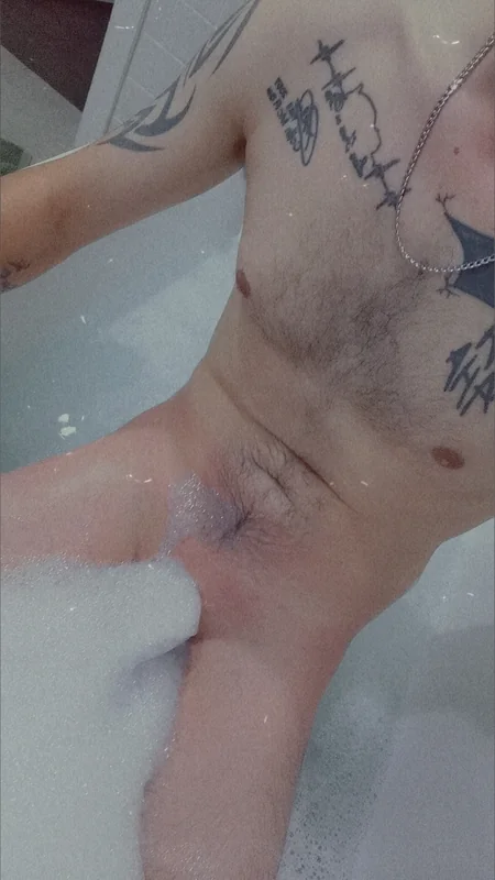 Lukep6464 OnlyFans profile with fast replies